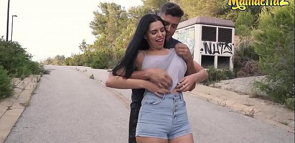  CHICAS LOCA - Kira Queen Ramon Nomar - Spanish Stud Bangs Right On The Street With His Russian MILF Girlfriend
